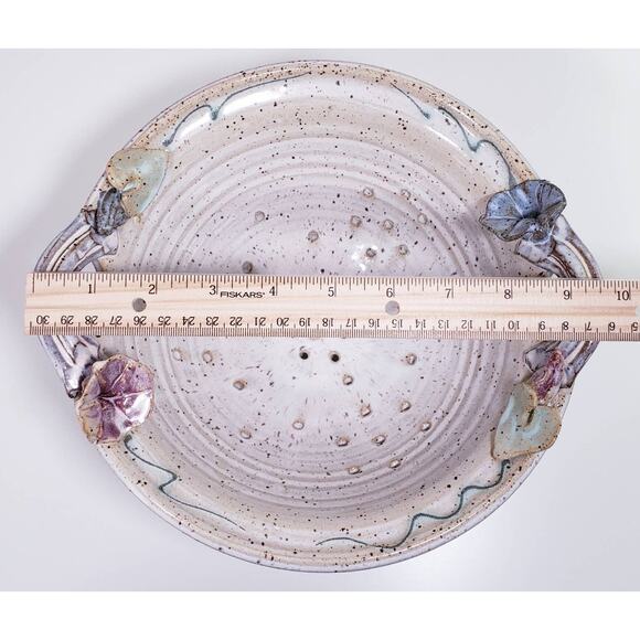 Studio Art Pottery Ornate Speckled Glazed Berry Bowl/ Colander Kitchen Decor EUC - Picture 12 of 12